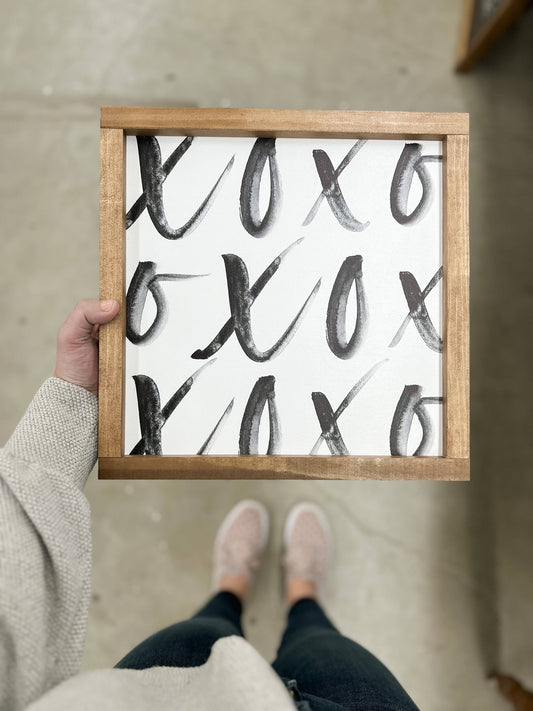XOXO - Square | Valentine's Day Wood Signs