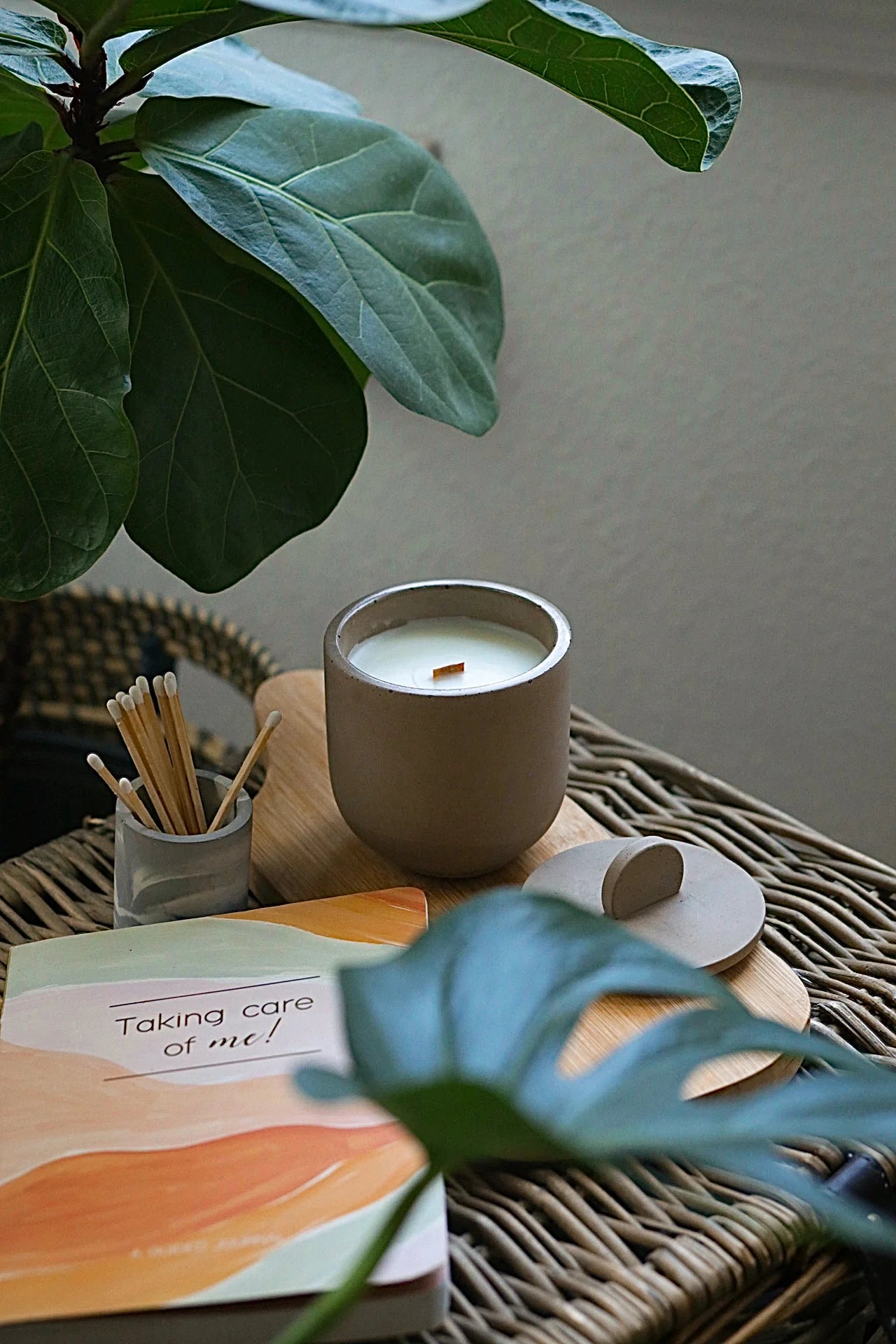 French Vanilla - Concrete Candle Jar - 8.5oz