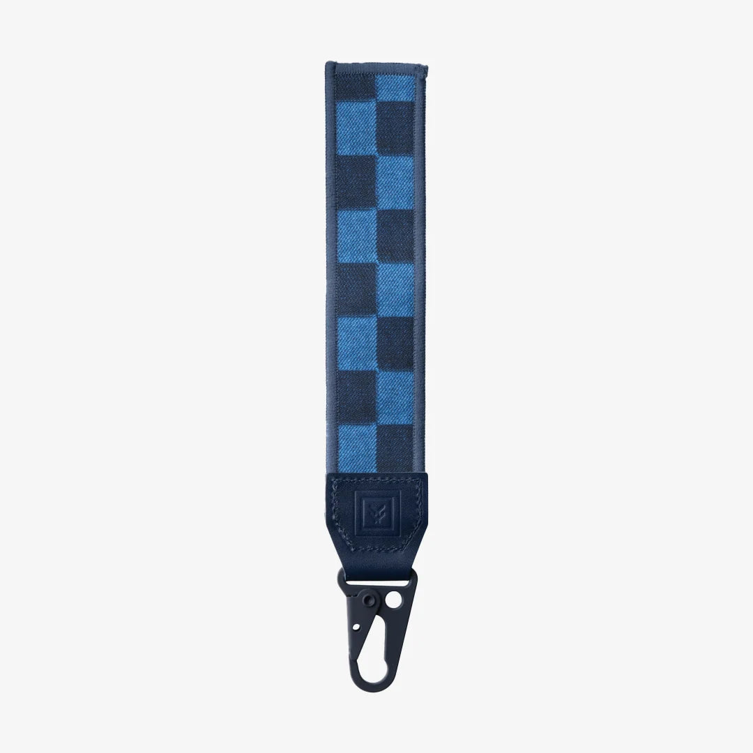 Threads- EXPLORER KEY TAG