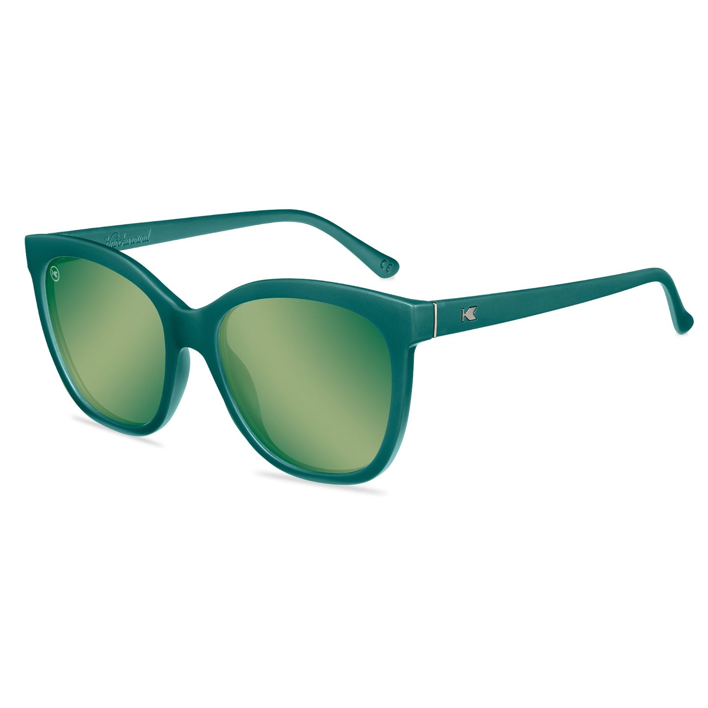 https://cdn.shopify.com/s/files/1/1356/7869/files/affordable-sunglasses-poison-ivy-deja-views-flyover_0a7518d6-0be4-4b19-a34f-c0028bde6a8d.jpg?v=1775684364